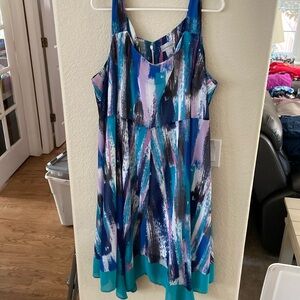 Plus size gently worn midi sleeveless dress